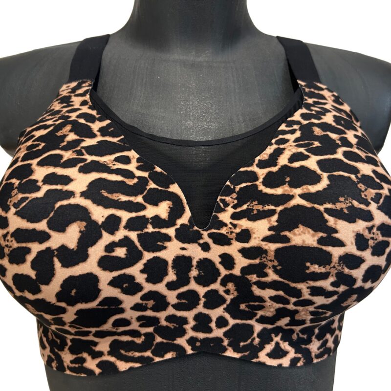 Top Love Magnolia Panterka